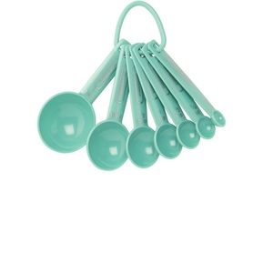 Mint kitchen mixing accessories